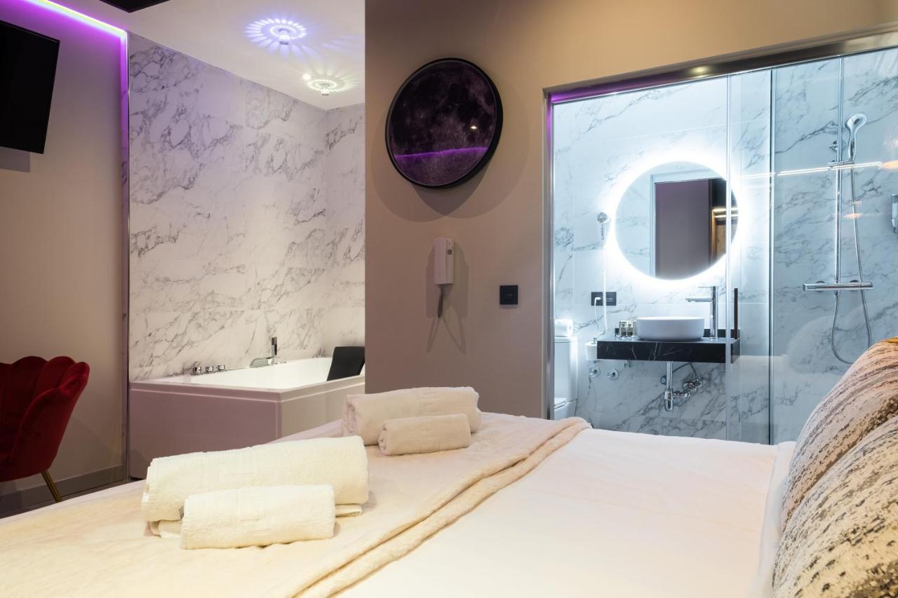 Daos Suites & Terrace Marbella Exteriör bild